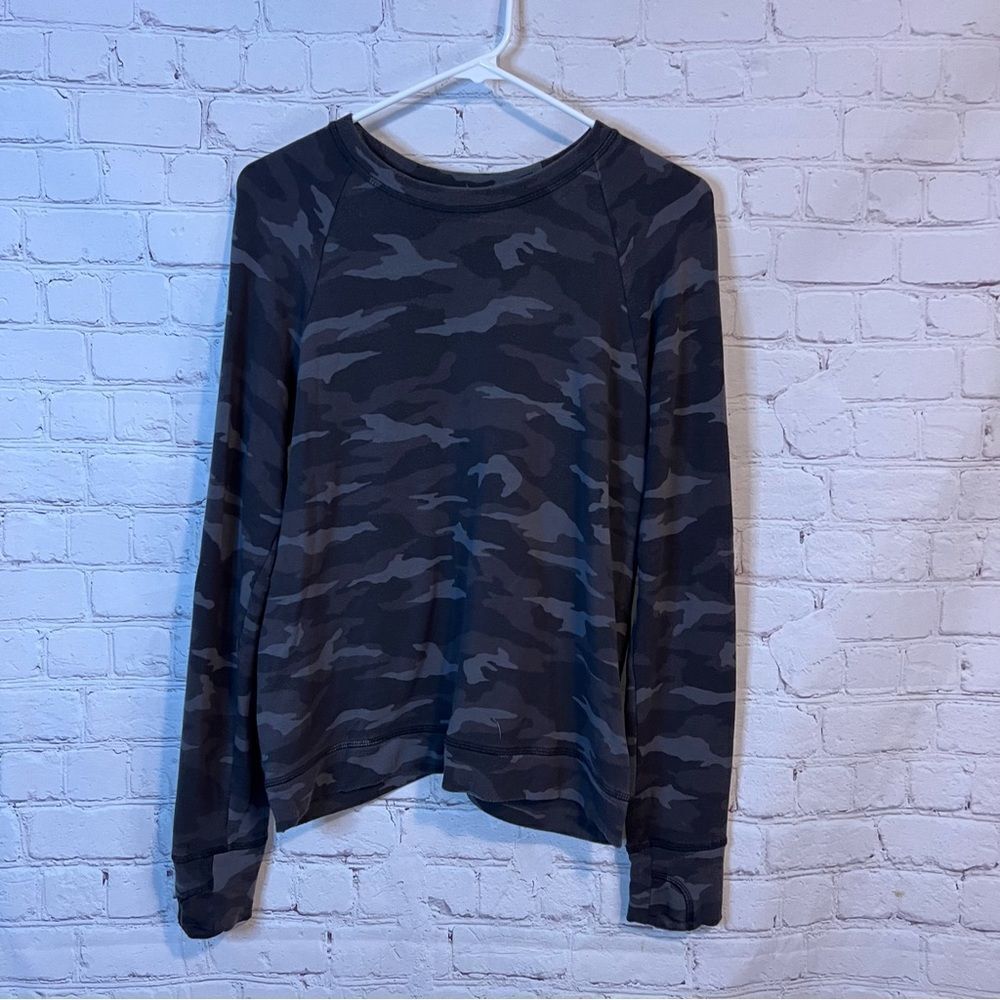 Athleta Girl Criss Cross Sweatshirt size XXL / 16 Black Camo